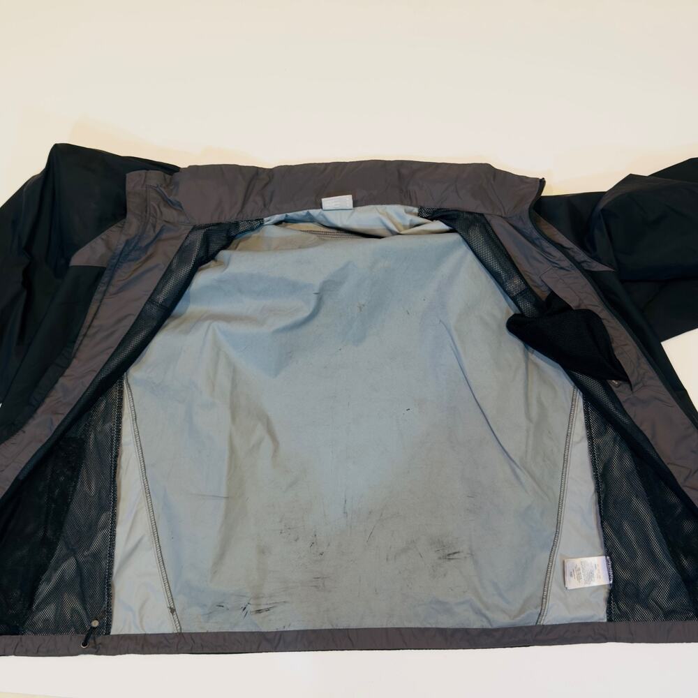 Columbia Women’s Grey & Black Rain Jacket SIZE Ⓛ - Picture 9 of 10
